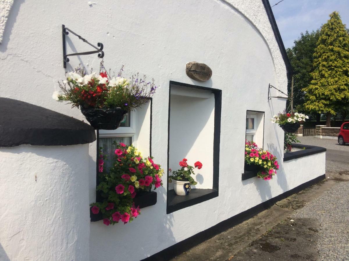 Cummins Cottages Ballycrossaun Экстерьер фото