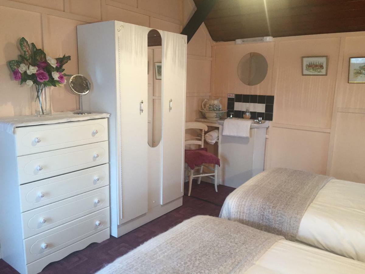 Cummins Cottages Ballycrossaun Экстерьер фото