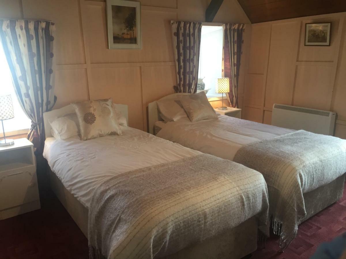 Cummins Cottages Ballycrossaun Экстерьер фото